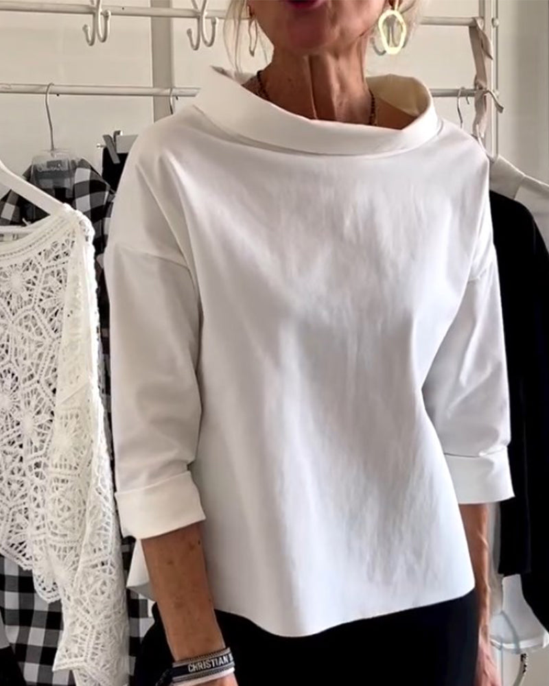 Lara - Casual Monochrome Top