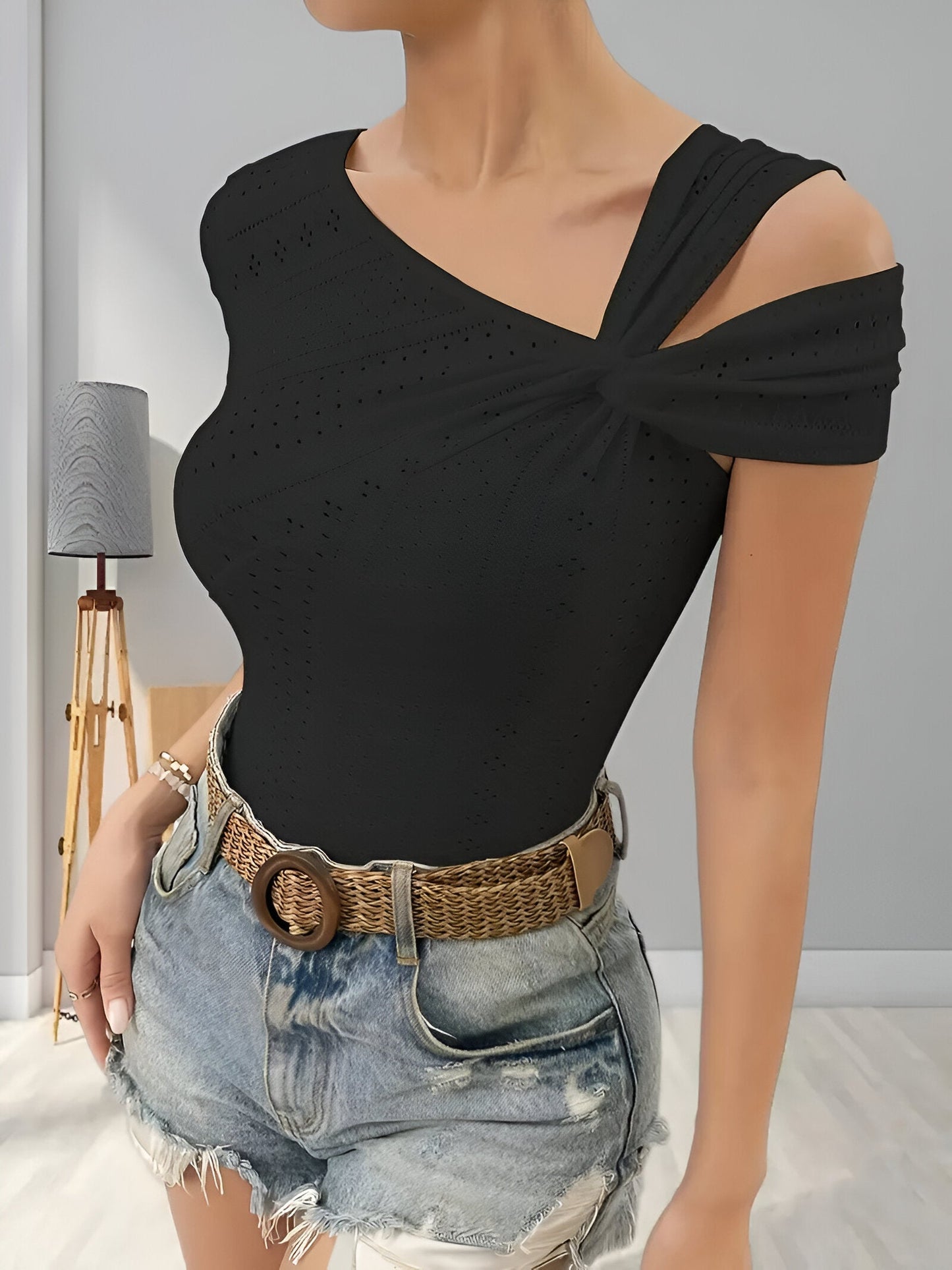 Bixie - Asymmetrische Schouderblouse