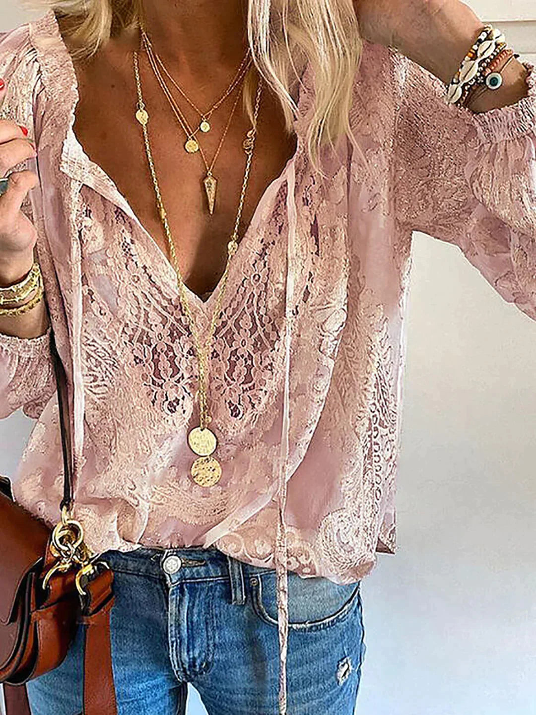 Kiki β Unieke Blouse met Kantdetails