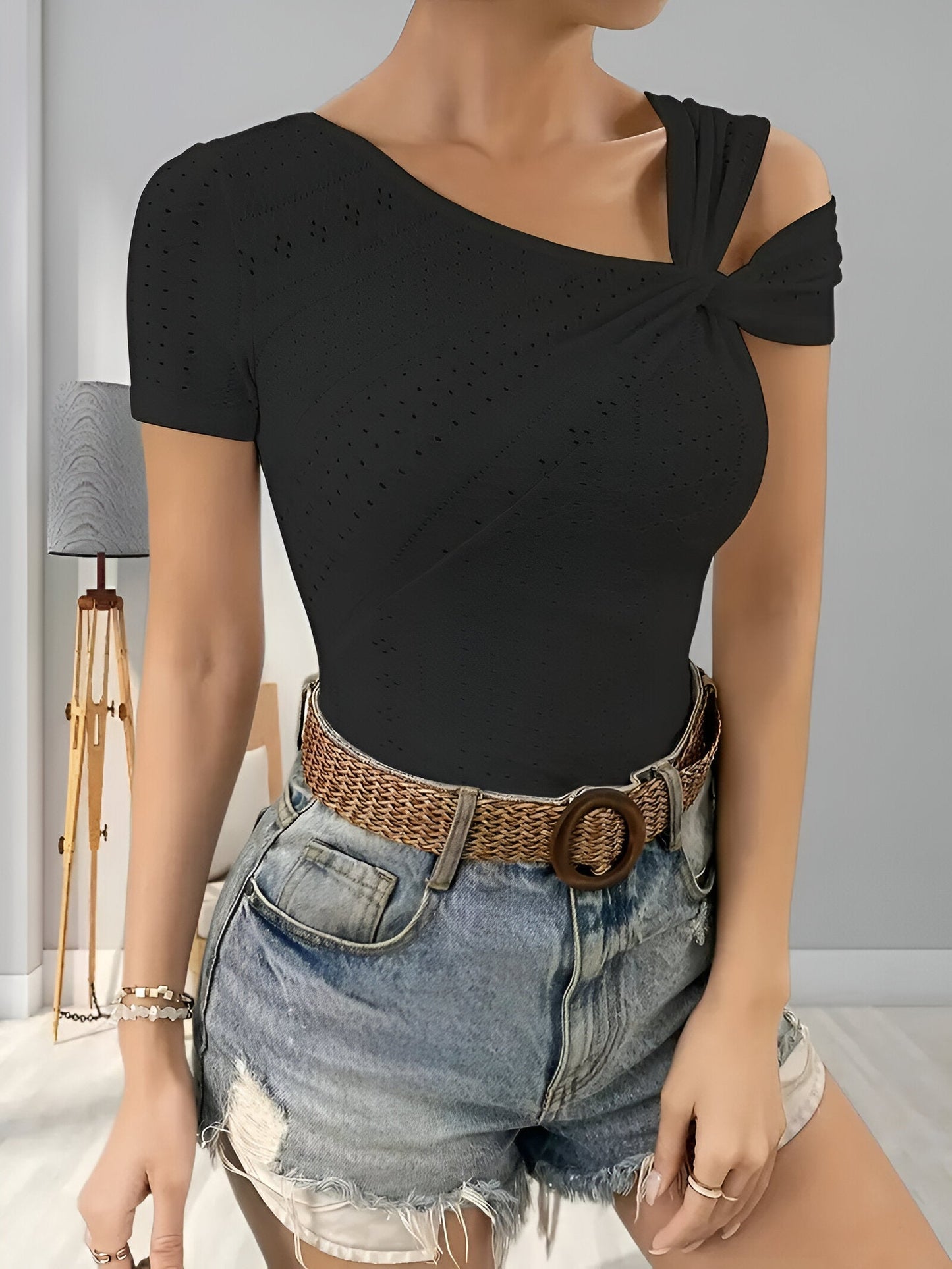 Bixie - Asymmetrische Schouderblouse