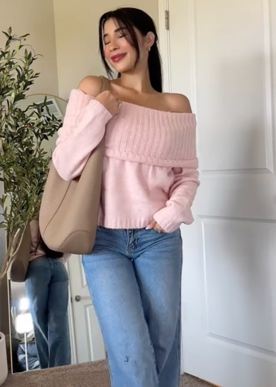 Elena™ - Off-Shoulder Knitted Sweater