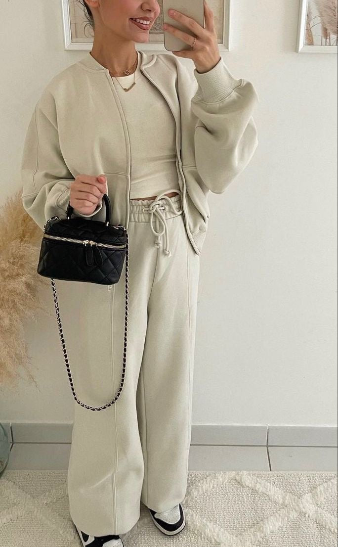 Femke - Comfy Tracksuit
