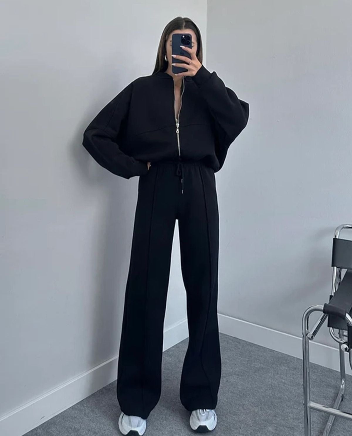 Femke - Comfy Tracksuit