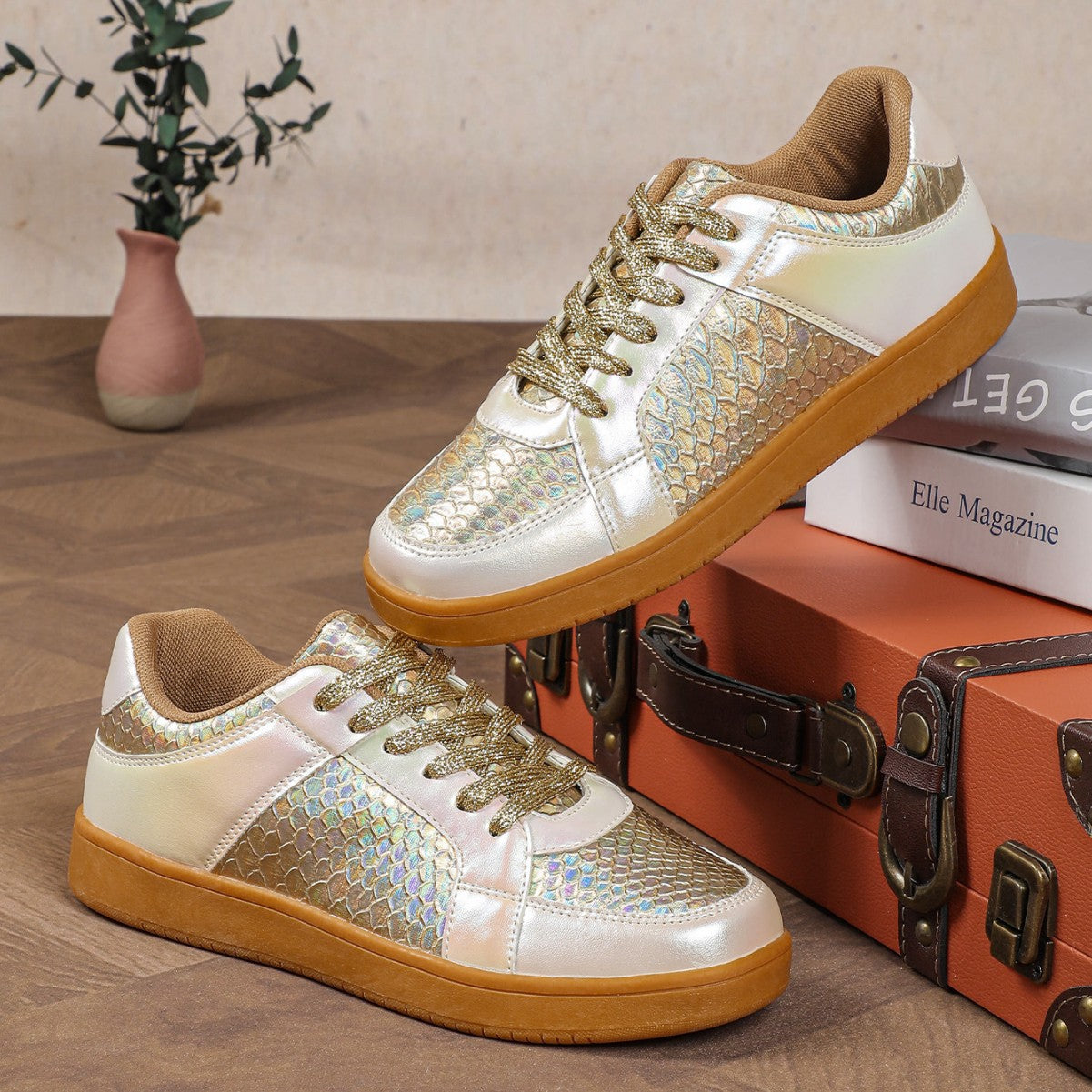 Soepele Leren Dames Sneakers met Structuuraccent – Stevige Zool voor Extra Support