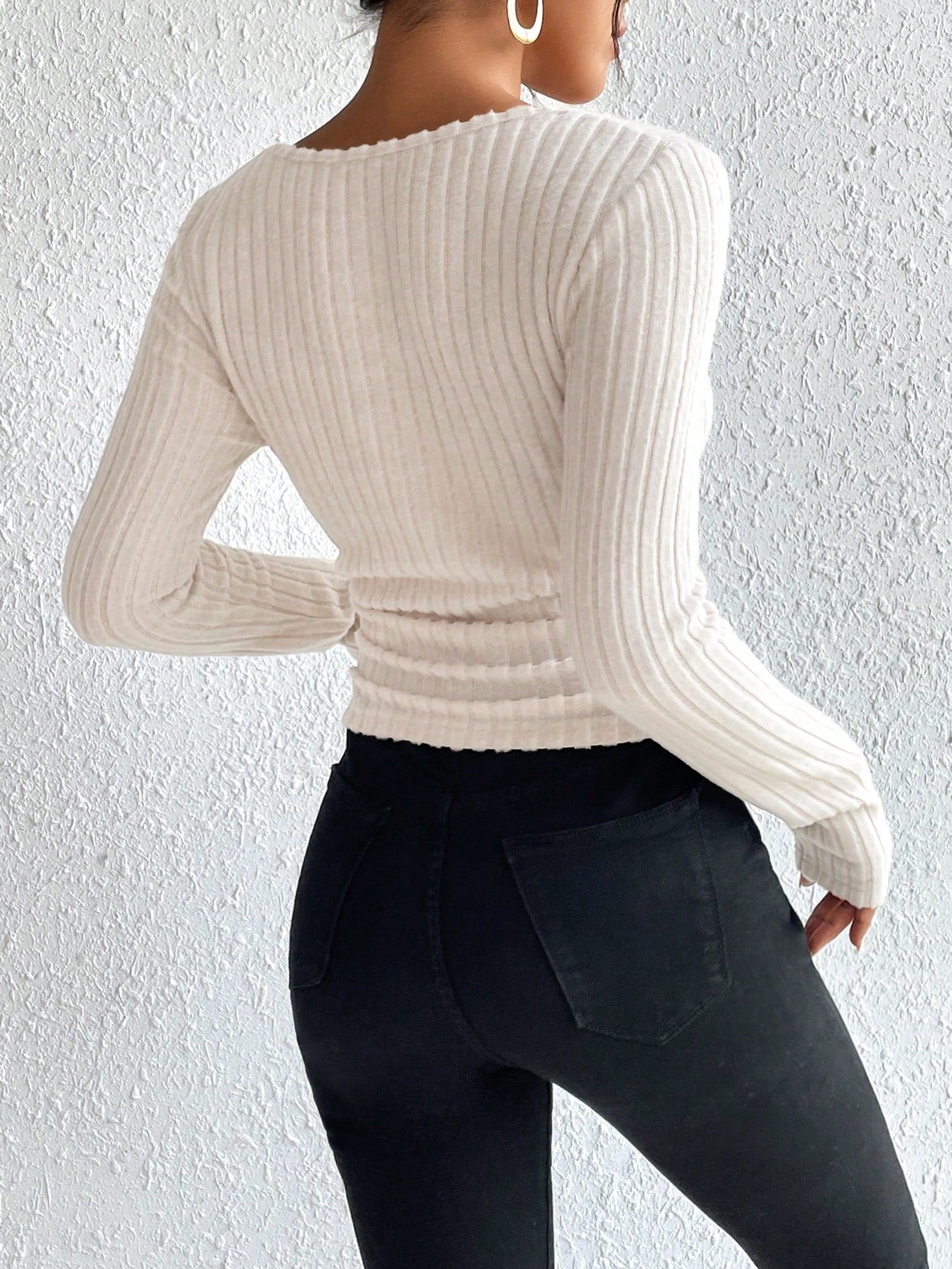 Claudina - Elegant T-shirt met Vierkante Hals