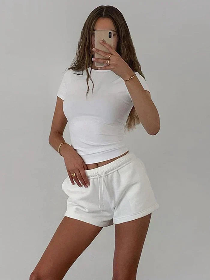 Nailah - Basic Cropped T-shirt