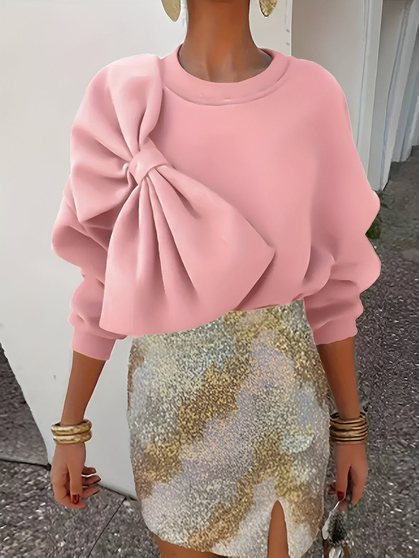 Danique - Elegant Sweatshirt met Strikdetail