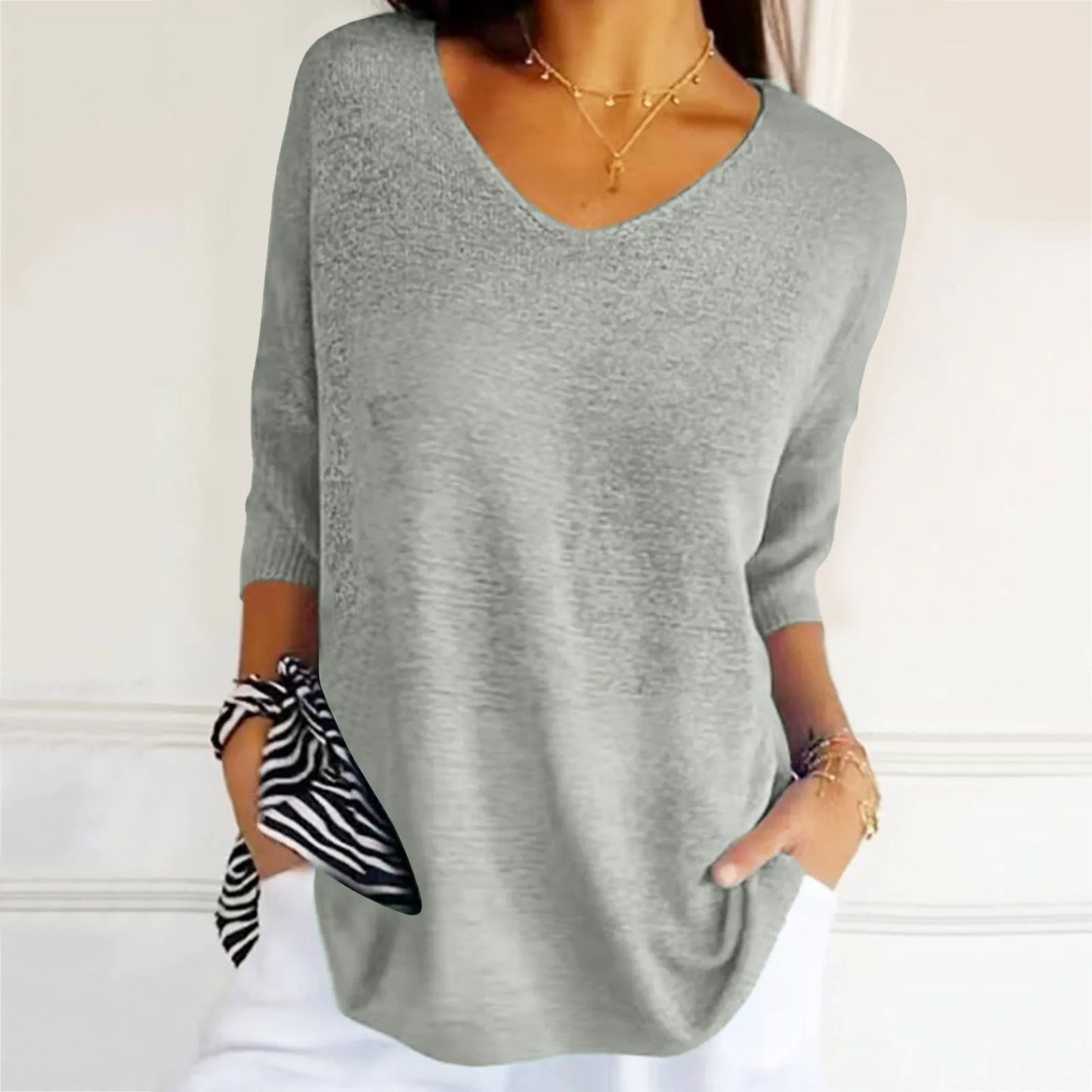 Maëlys - Relaxed V-Neck Top