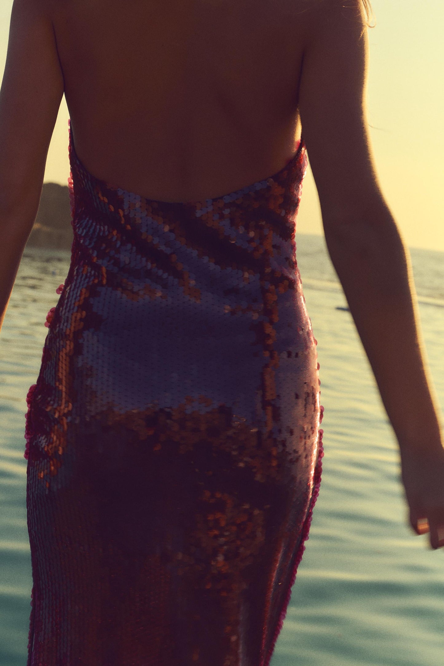 Dames Halterjurk – Pailletten, Open Rug, Avondkleding