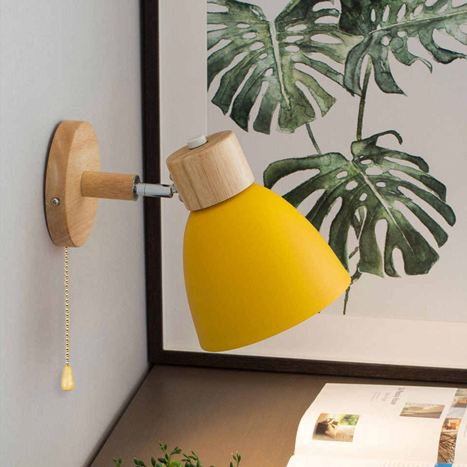 Wandlamp met Kantelbare Arm en Conische Kap - Hout en IJzer