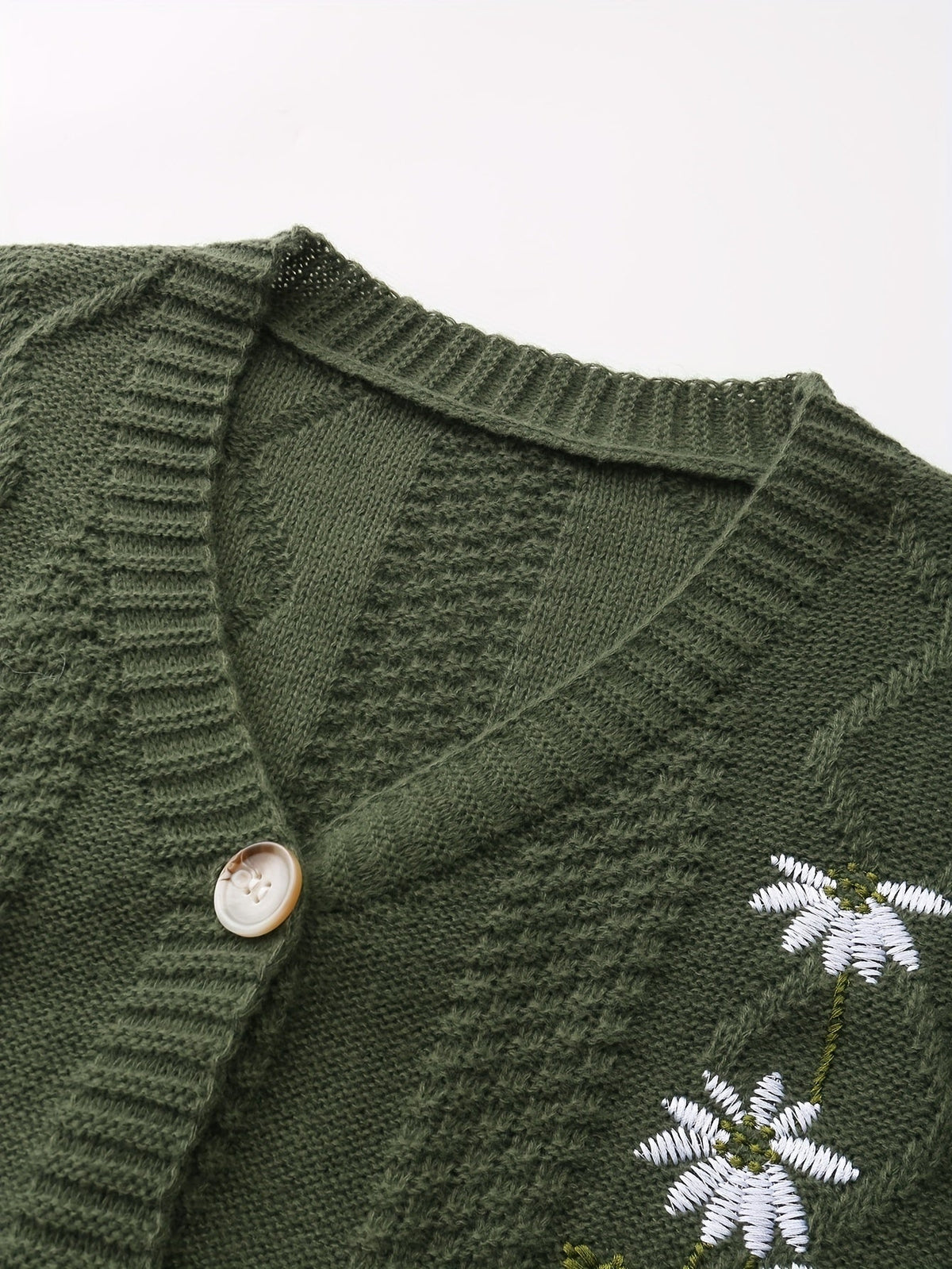 Winsome™ | Women's Floral Embroidered V-Neck Button Cardigan
