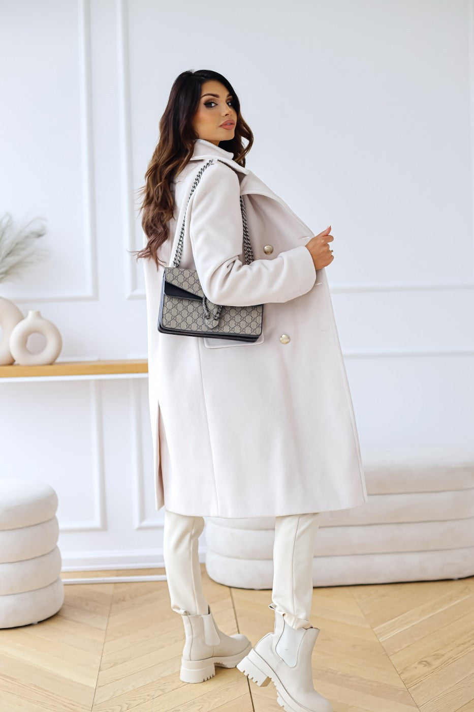 Wollen Dames Mantel met Twee Rijen Knopen – Warme Klassieke Look