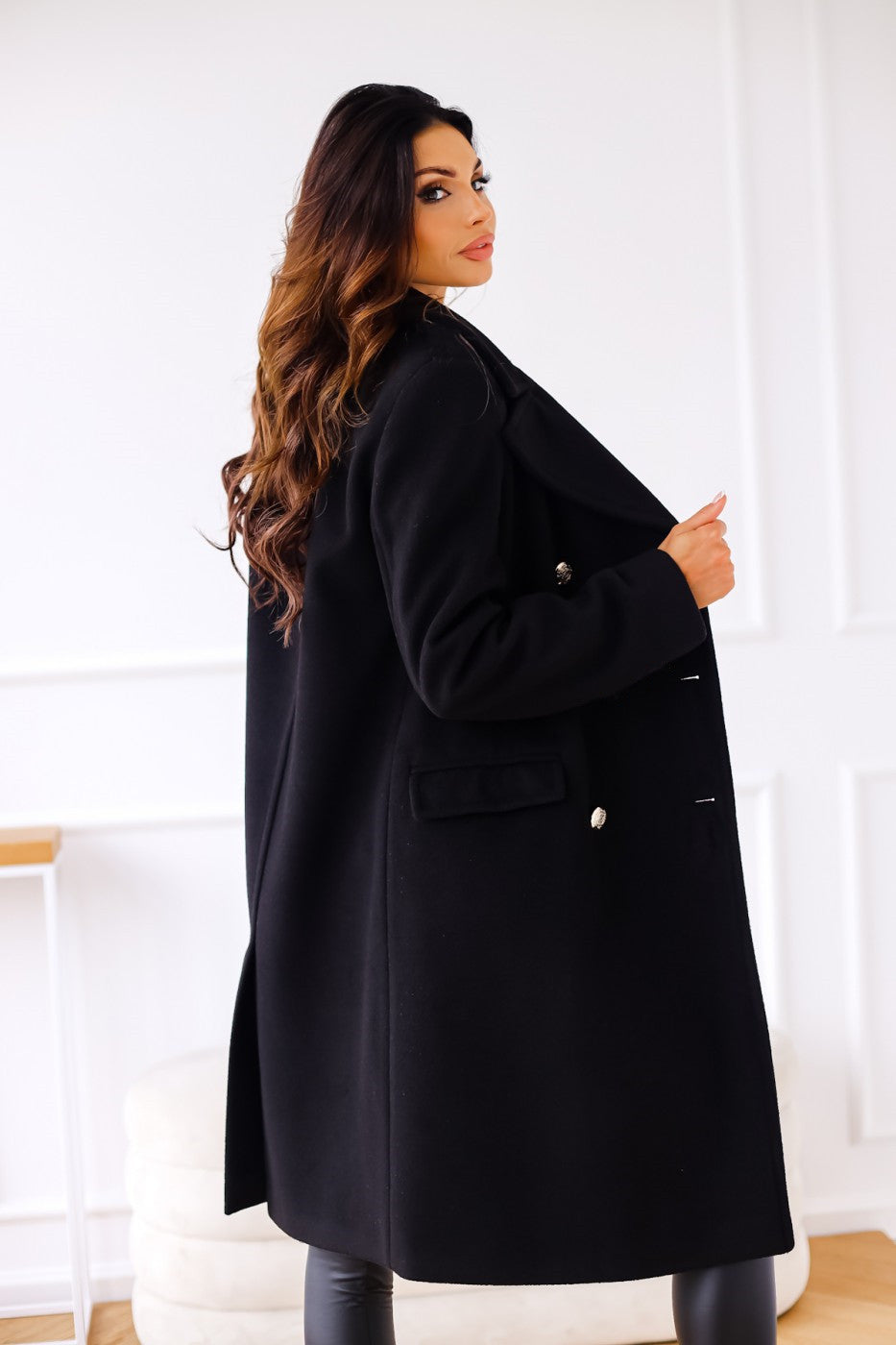 Wollen Dames Mantel met Twee Rijen Knopen – Warme Klassieke Look