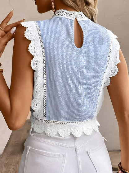 Amelia - Elegante Blouse met Bloemenkant