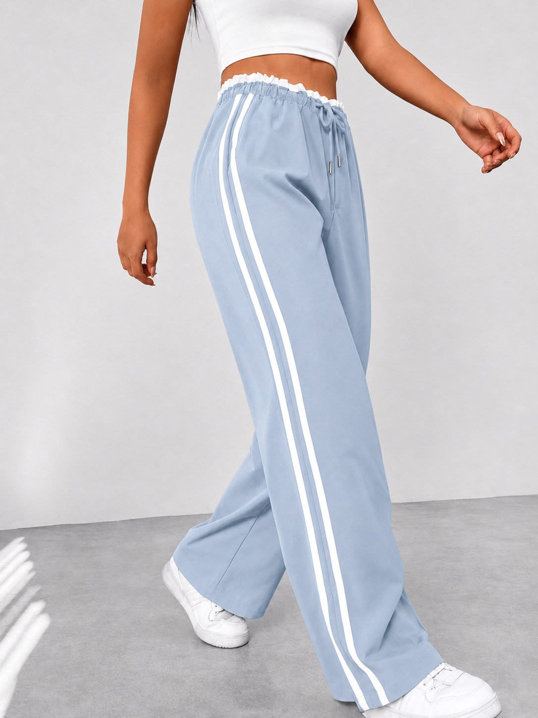 Dames Sportieve High-Waisted Joggingbroek – Zwart met Witte Strepen, Casual Sportkleding voor Vrije Tijd