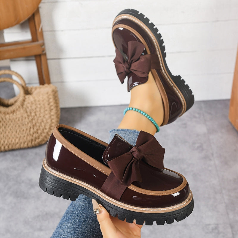 Dames Loafers met Strik - Lakleer Finish en Platformzool