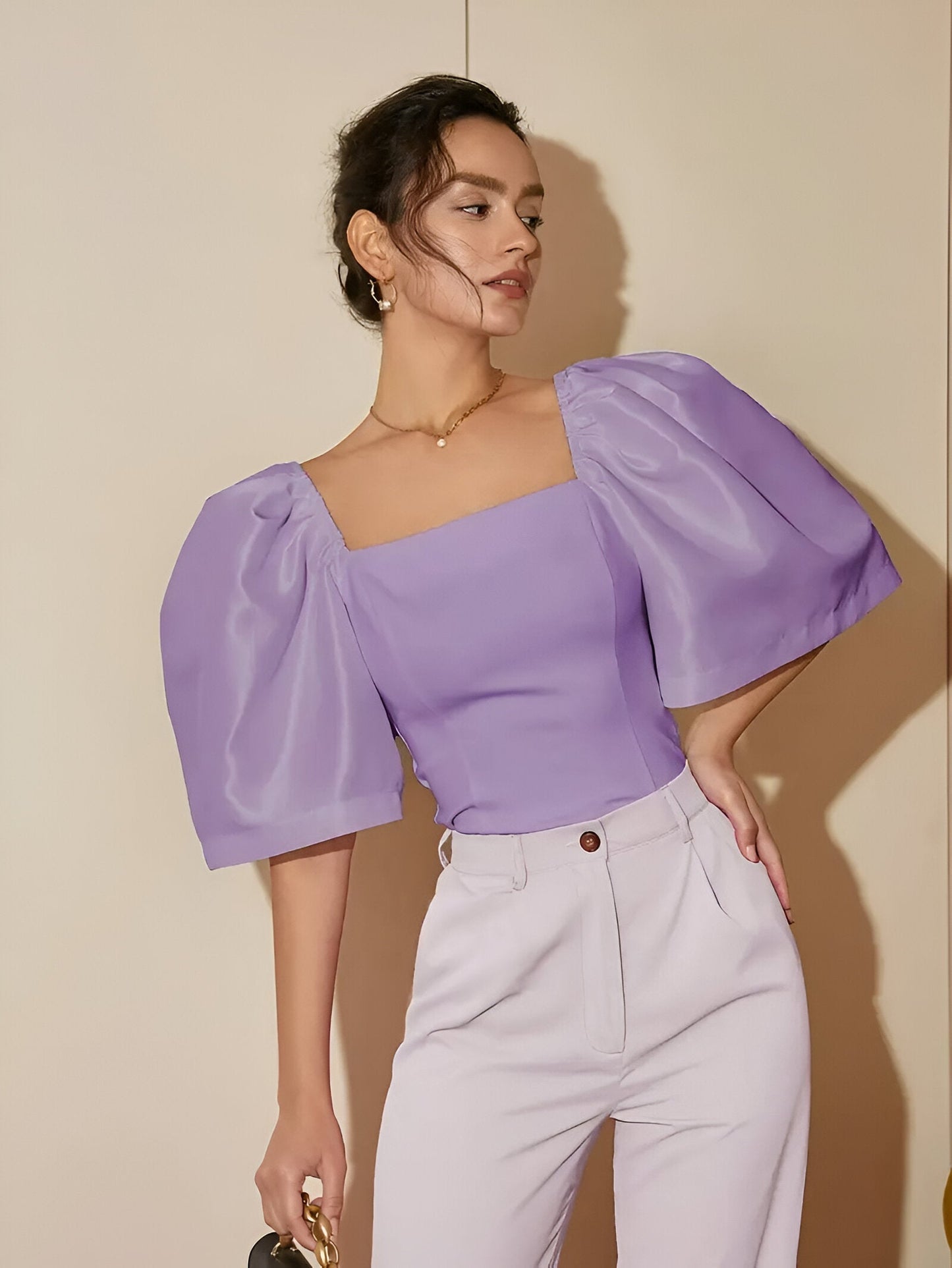 Bonnie - Slanke Blouse met Vierkante Hals