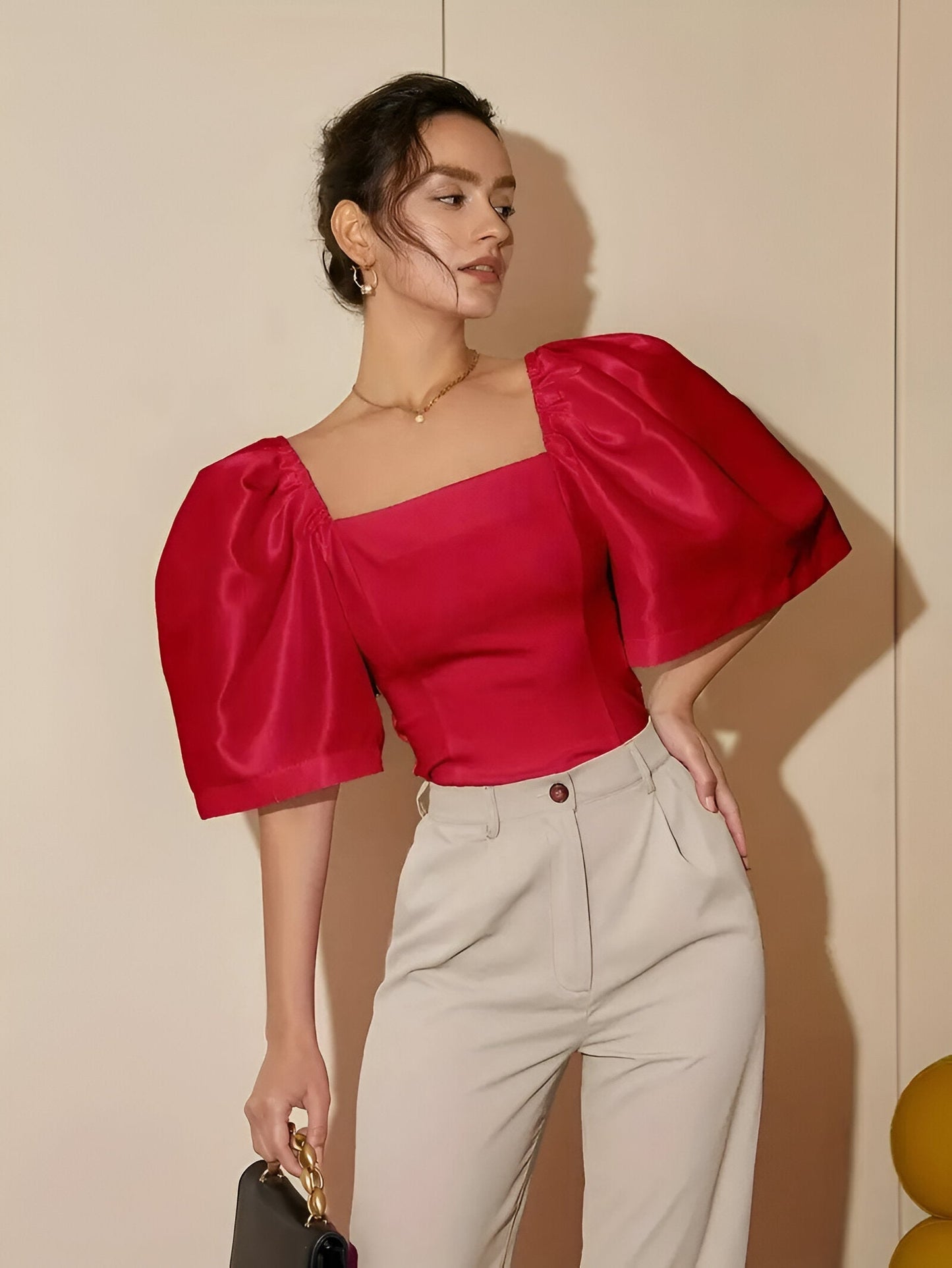 Bonnie - Slanke Blouse met Vierkante Hals