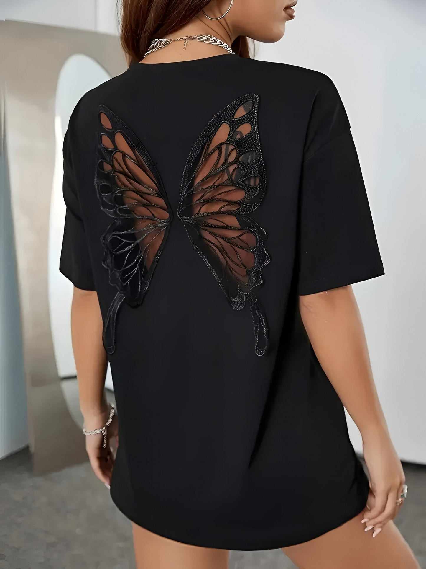 Bellamy - Cropped T-shirt met Vlinderkant