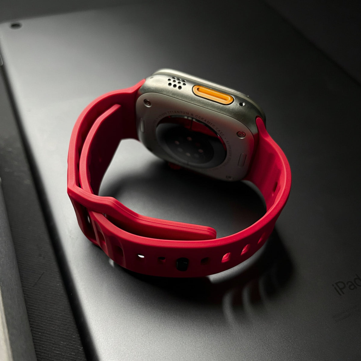 Siliconen Apple Watch Bandje Extra Breed met Pin-and-Tuck Sluiting