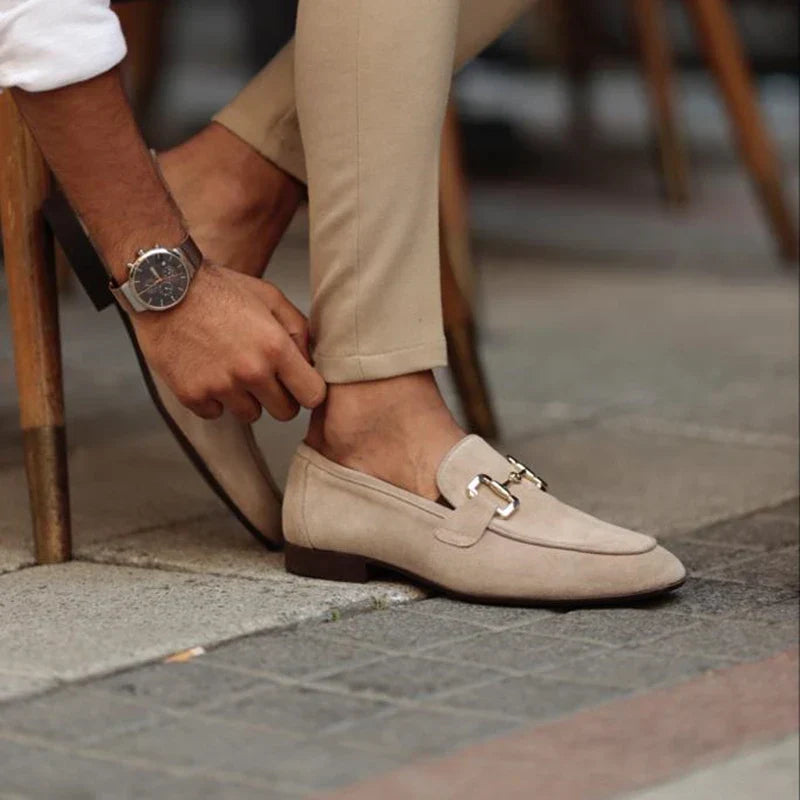 Heren Loafer Suède - Instapschoen met Goudkleurig Accent