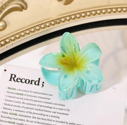 Luna - Bloemvormige Haarclip met Stevige Sluiting