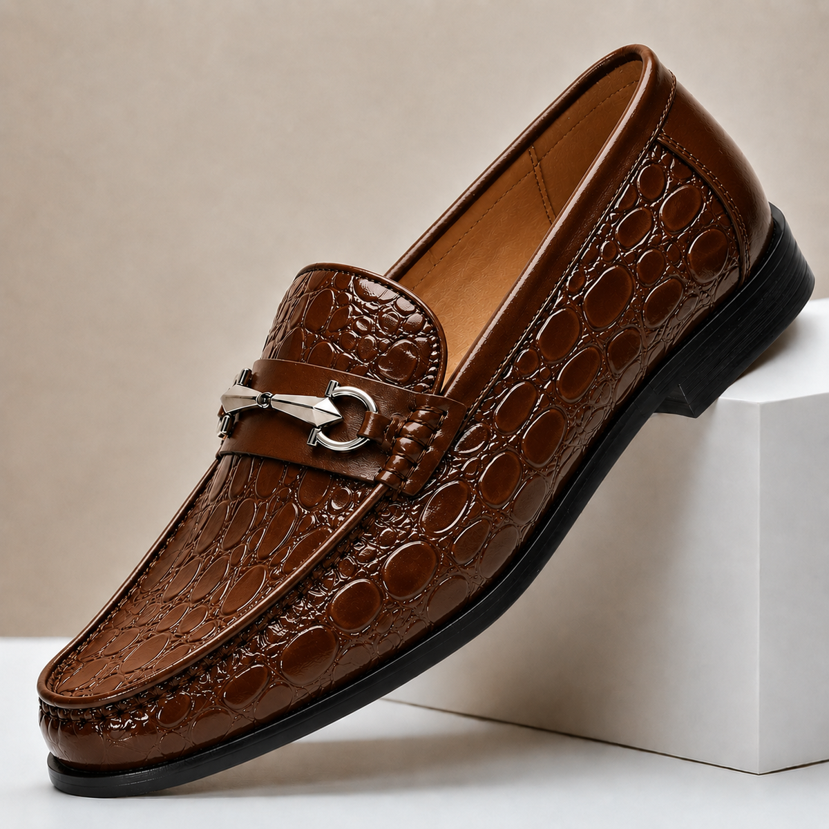 Heren Loafers Runderleer met Gegraveerde Structuur en Metalen Accent