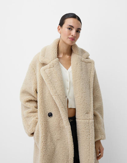 Femke - Stijlvolle Teddy-jas met Dubbele Rij Knoopsluiting (Plus Size)