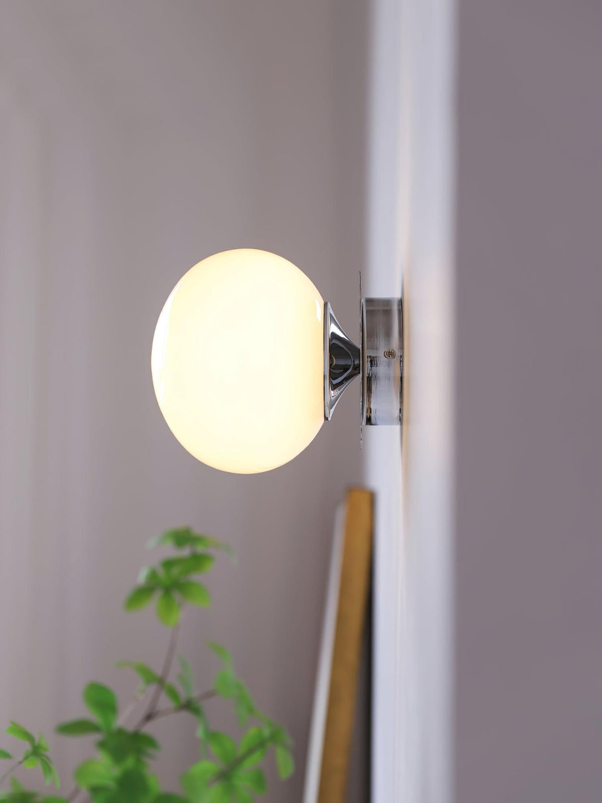 Wandlamp Glas Roze met Metalen Frame