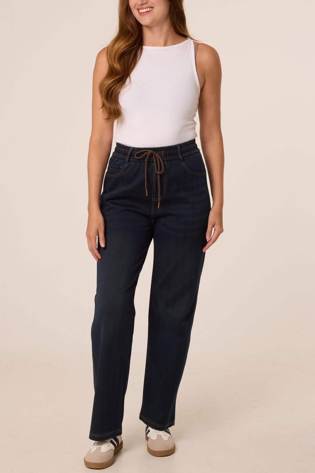 Dames Jeans met Stiksel op Achterzakken – Indigo