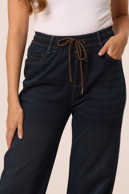 Dames Jeans met Stiksel op Achterzakken – Indigo