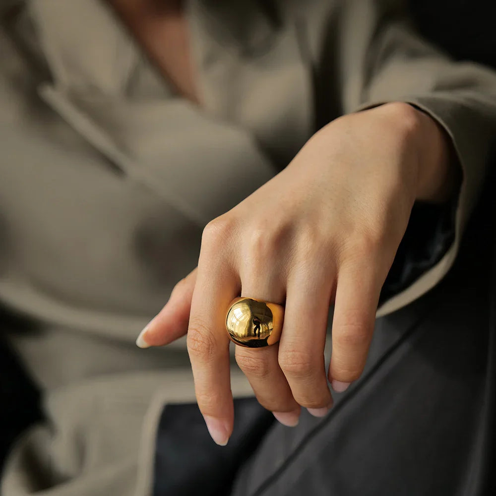 Dames Statement Ring Dome Vergulde Band
