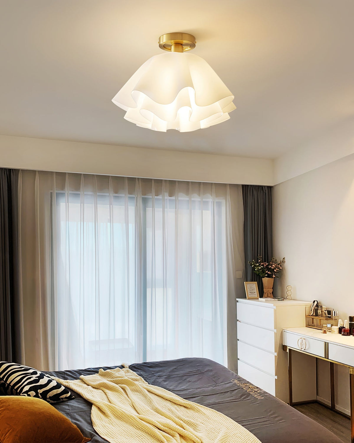 Plafondlamp met Gegolfde Kap - Wit en Goud, E27 Fitting