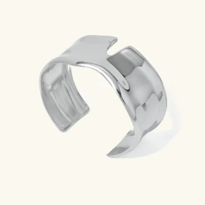 Dames Armband Minimalistisch Goudkleurig – Open Cuff Bangle