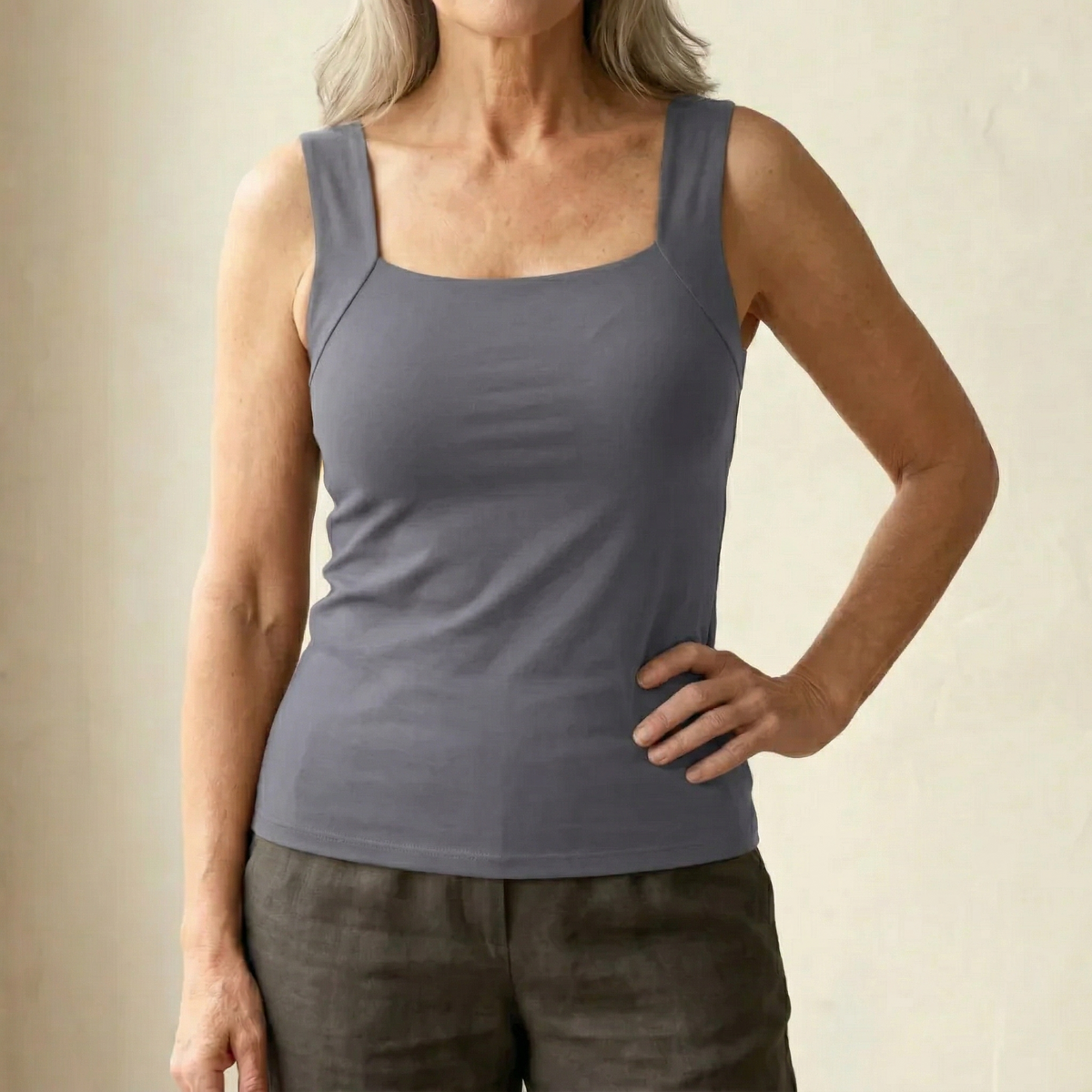 Dames Tanktop met Ingebouwde Bra - Zacht en Comfortabel Basic