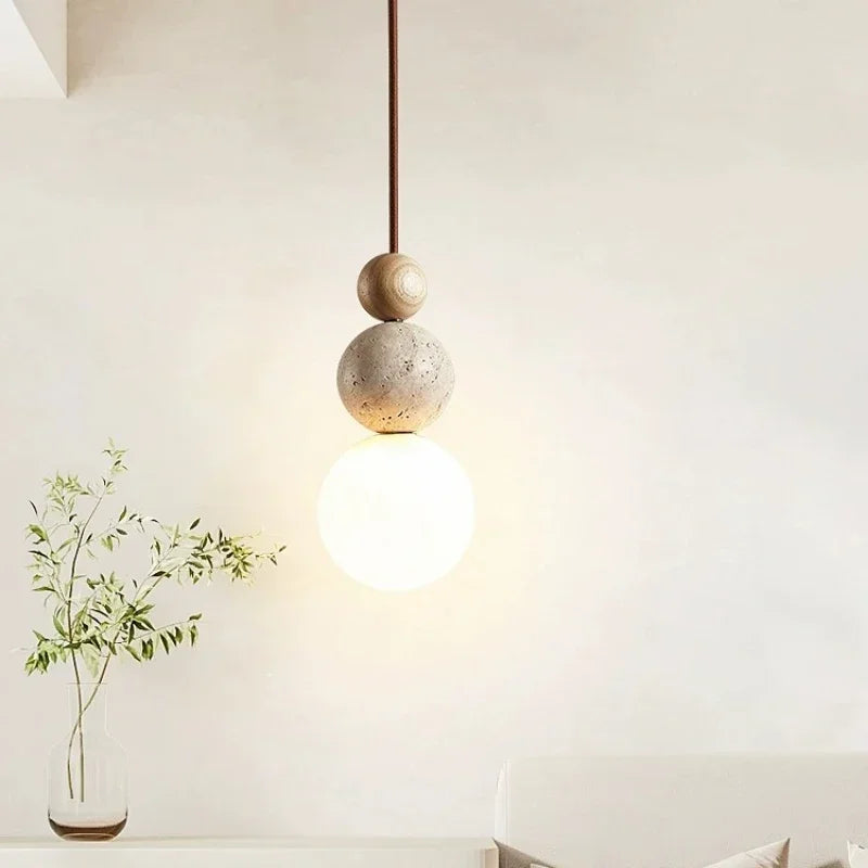 Bolvormige Hanglamp met Travertijn en Houten Details