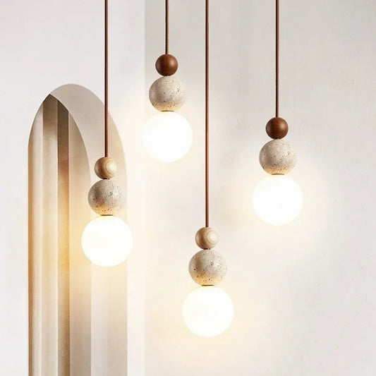 Bolvormige Hanglamp met Travertijn en Houten Details