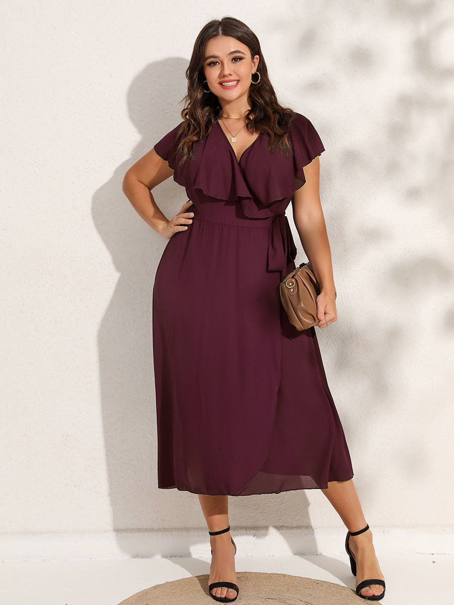 Elora - Wikkeljurk met Korte Mouwen en V-hals (Plus Size)