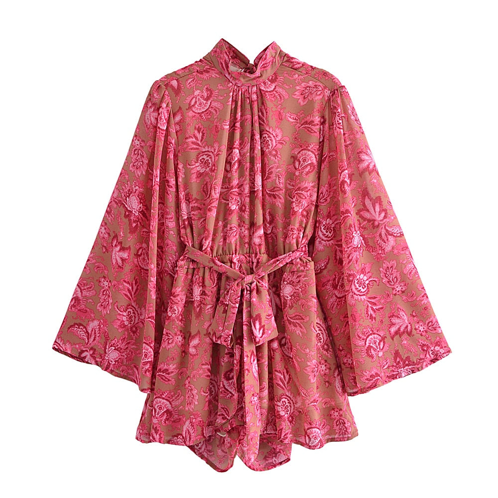 Diora - Speelse Jumpsuit met Hoge Hals en Open Rug