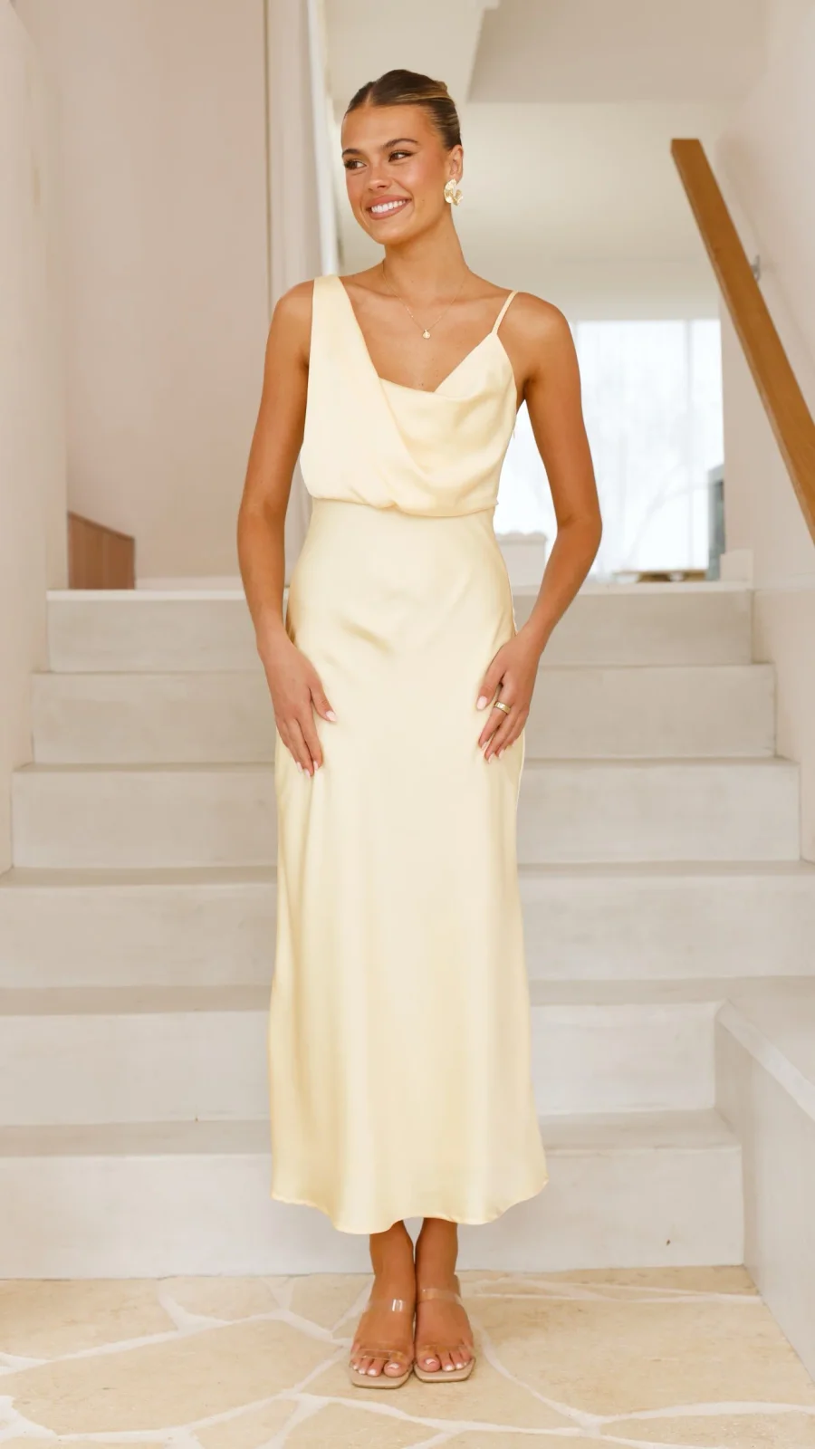 Yara - Elegante Robe met Riemen en Gekruiste Rug
