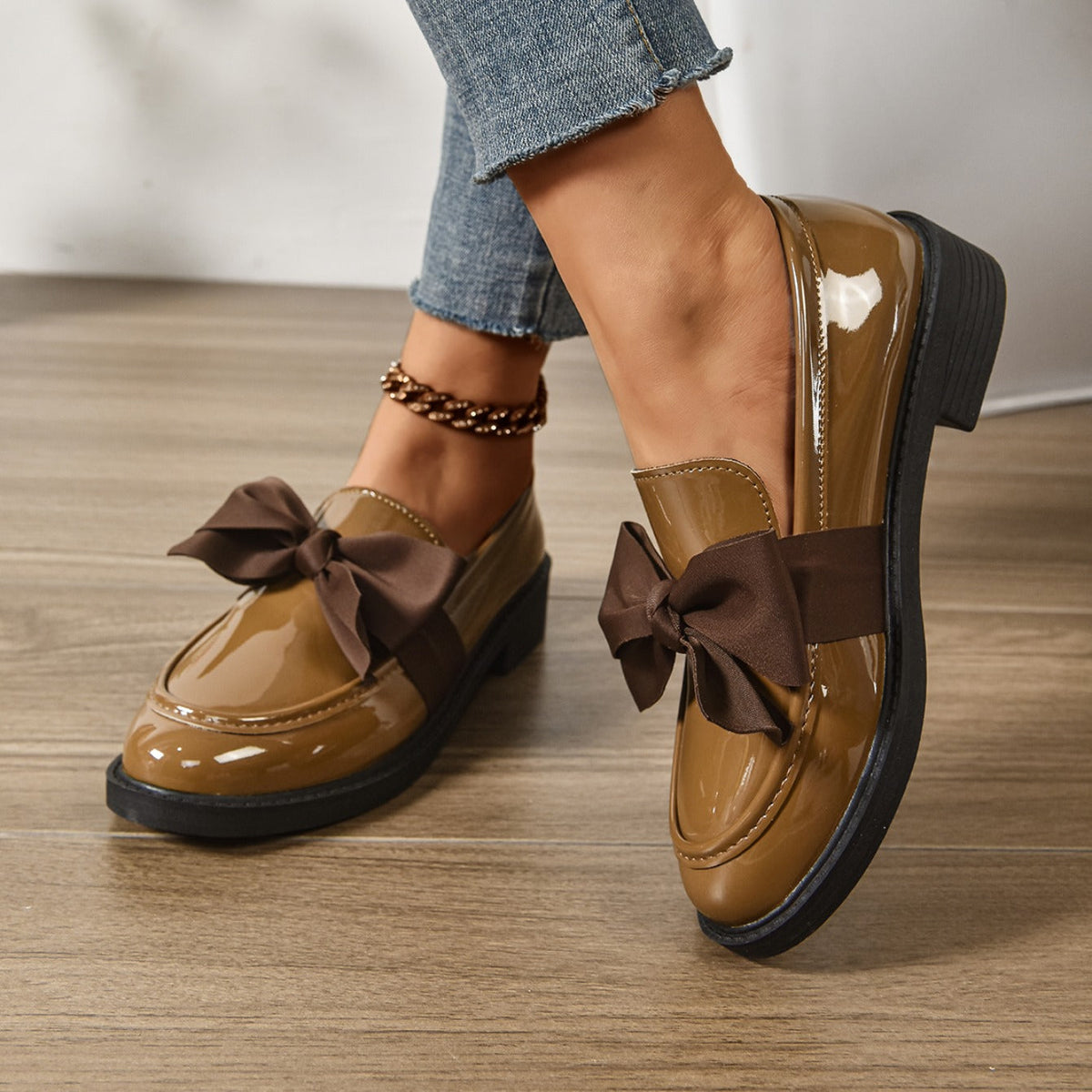 Dames Loafers Glanzend Leer met Strikdetail - Platform Instappers