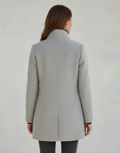 Dames wollen wintermantel - Elegante pasvorm en klassieke knopen