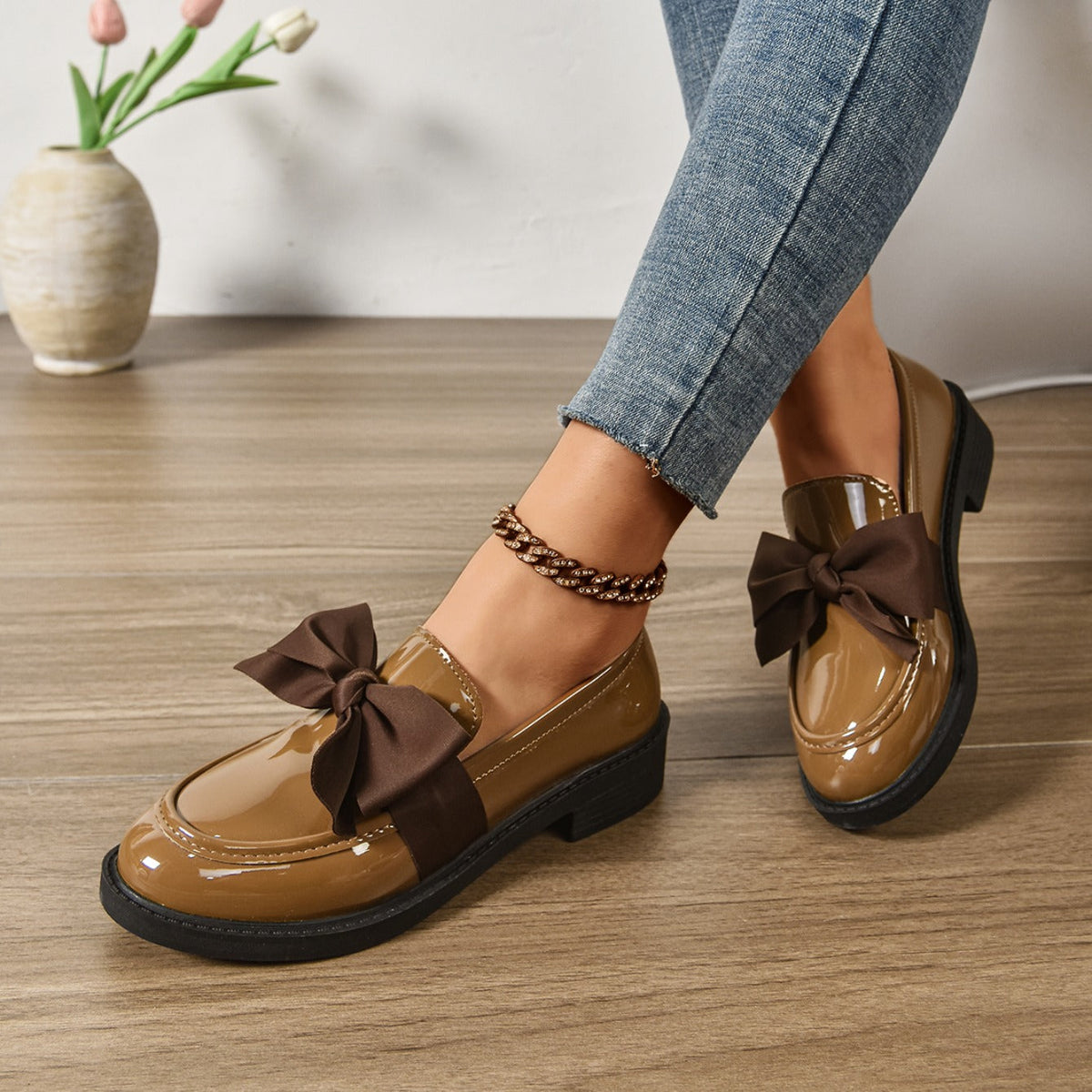 Dames Loafers Glanzend Leer met Strikdetail - Platform Instappers