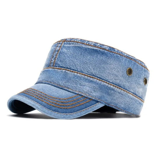 Unisex Denim Pet – Model met Geborduurde Stiksels