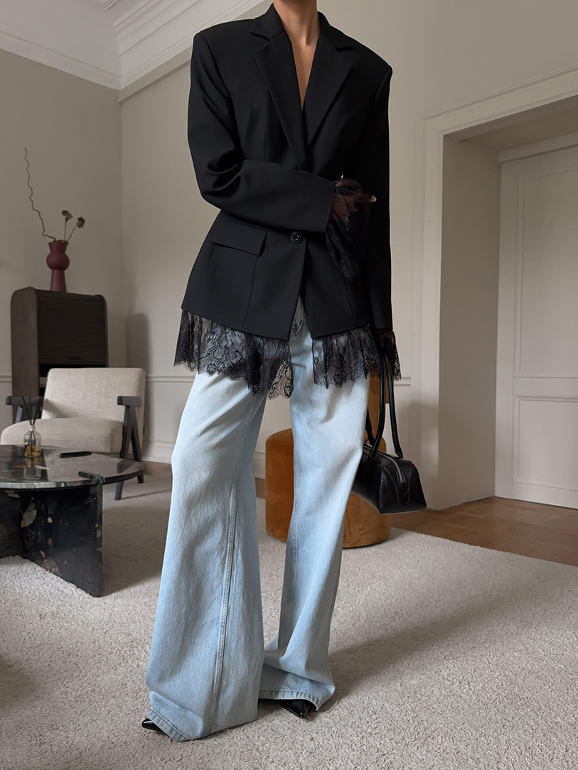 Dames Blazer met Kantdetail – Casual Chic