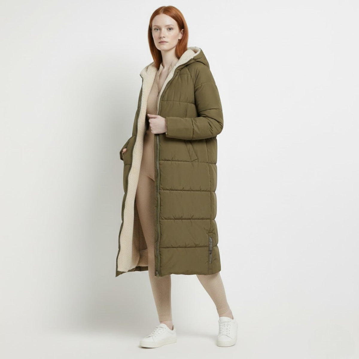 Alessia – Women's Winter Reversible Jacket - Puffer Jacket - Black - Taylor & Bennett