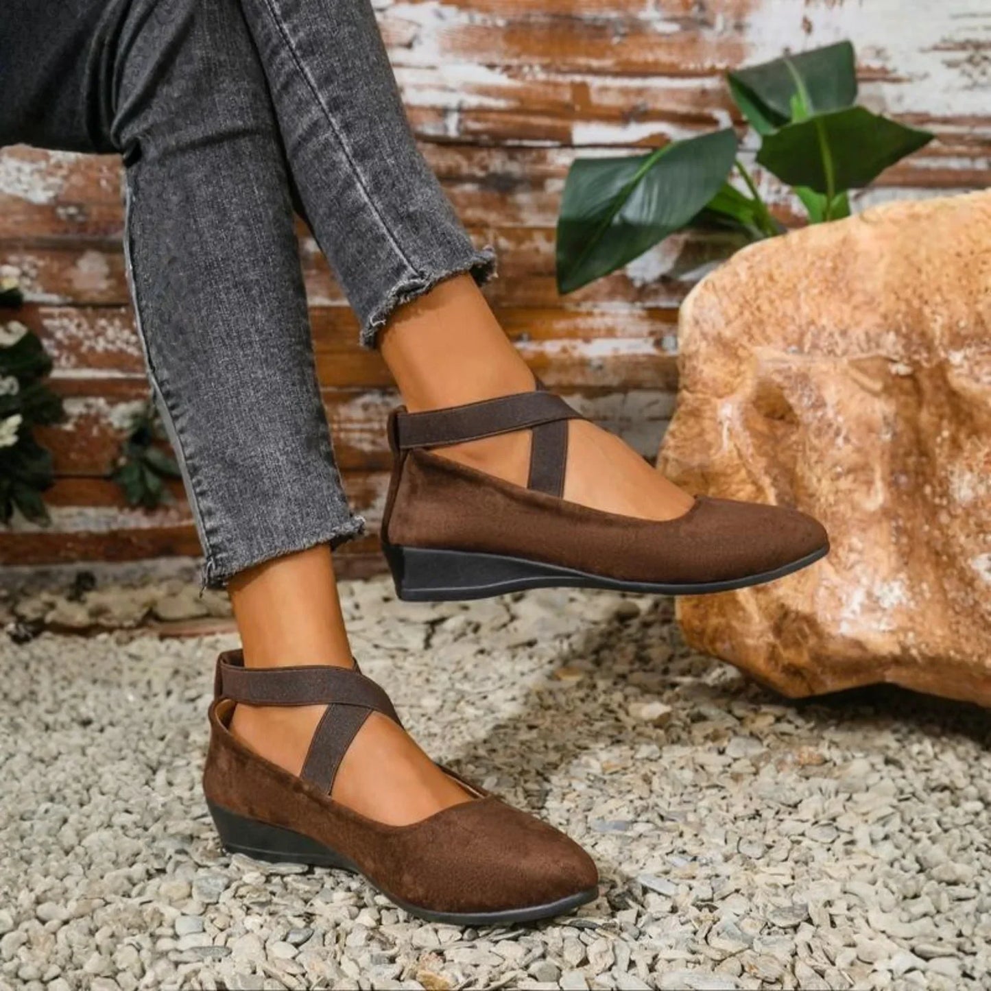 Dames Gesloten Wedge Ballerina's – Comfortabele Pasvorm met Verhoogde Hak voor Dagelijks Gebruik