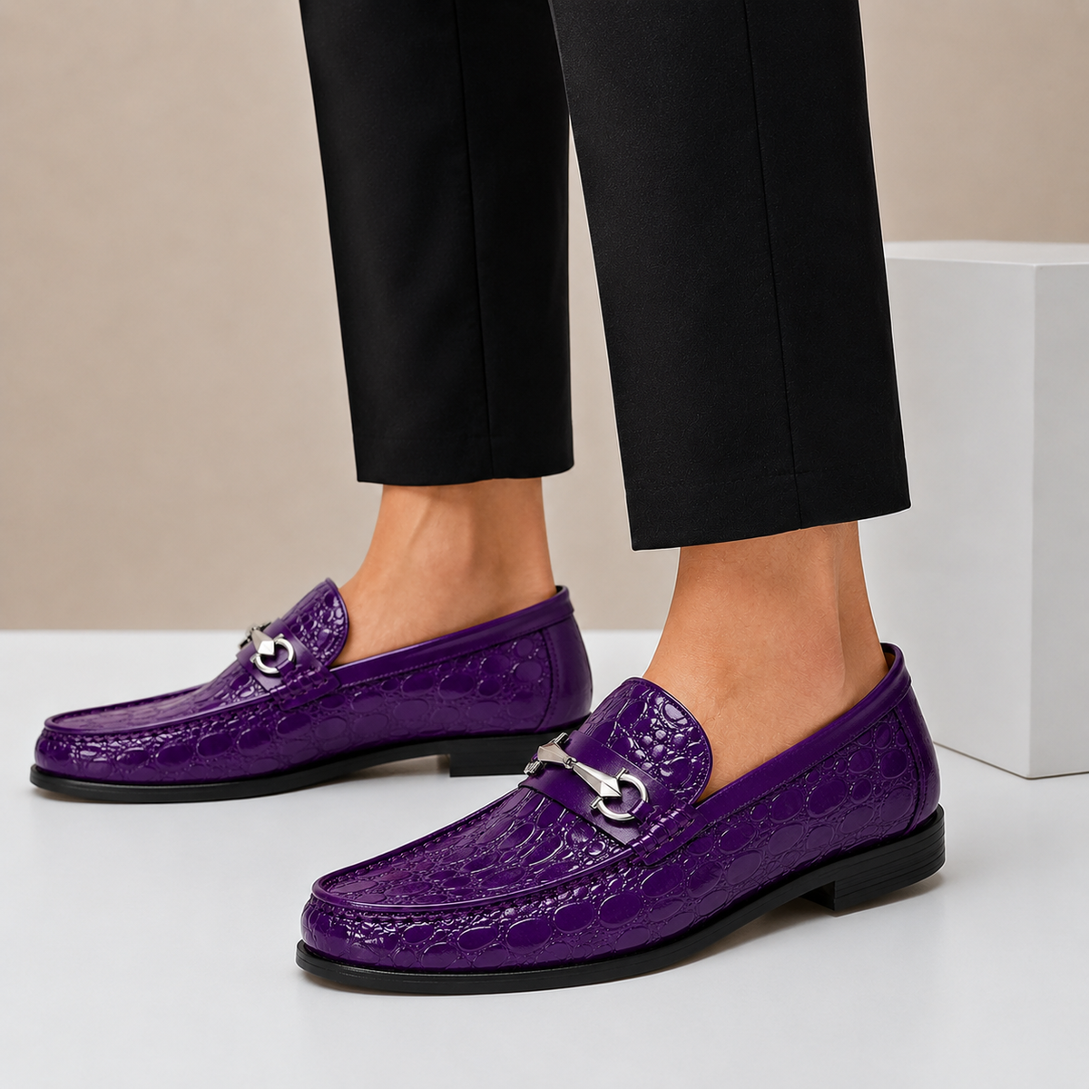 Heren Loafers Runderleer met Gegraveerde Structuur en Metalen Accent