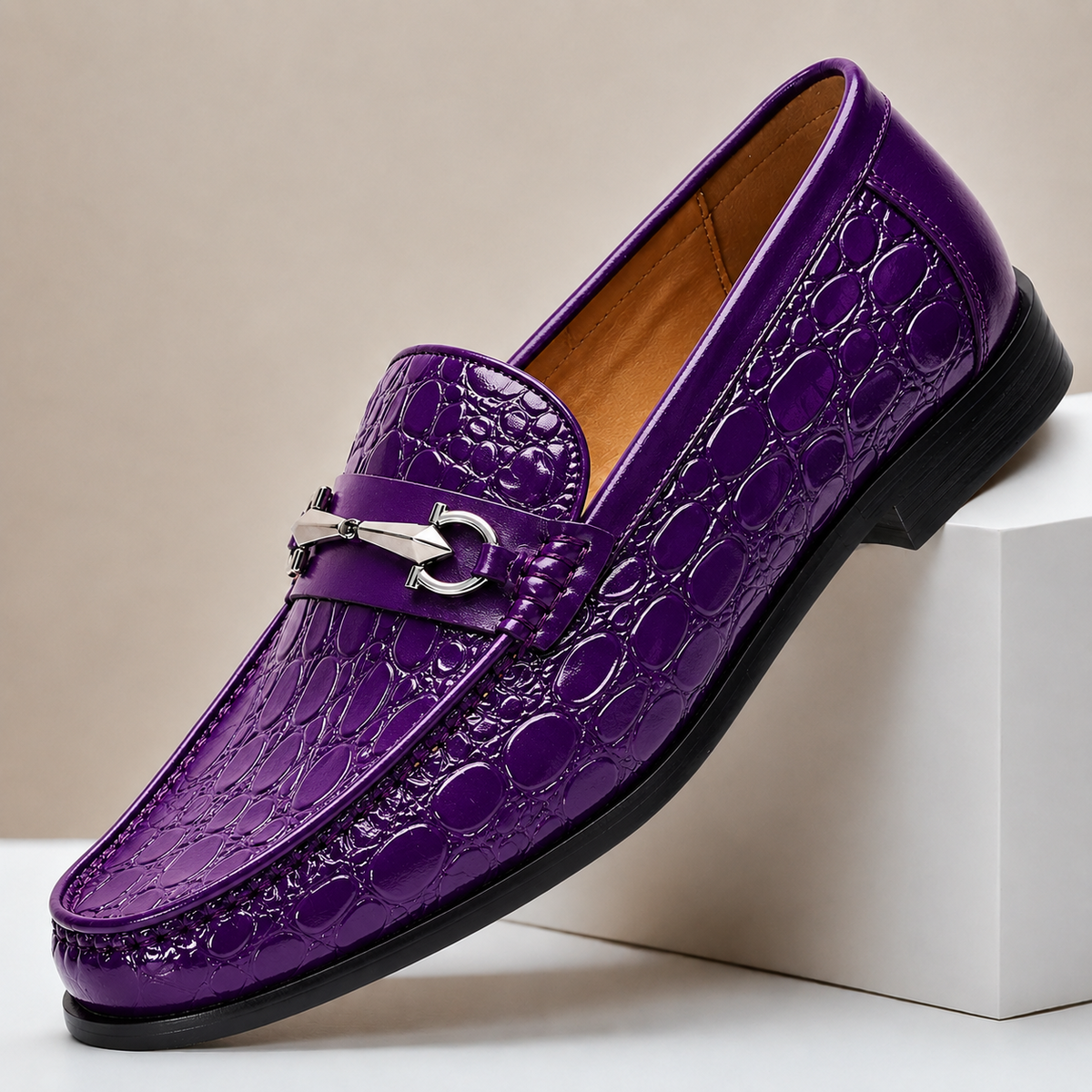 Heren Loafers Runderleer met Gegraveerde Structuur en Metalen Accent