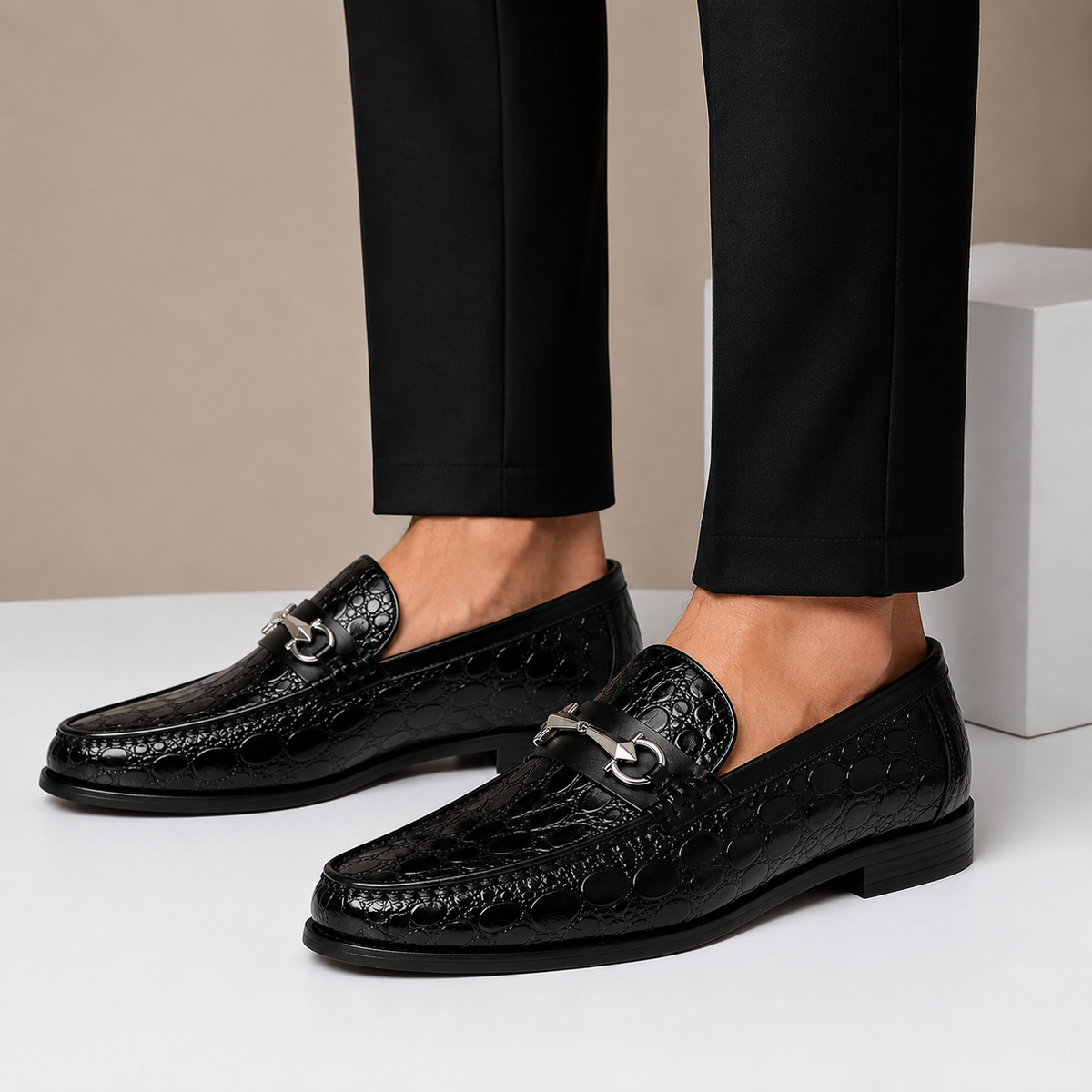 Heren Loafers Runderleer met Gegraveerde Structuur en Metalen Accent